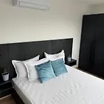 Queen\'S Penthouse Balchik Apartment