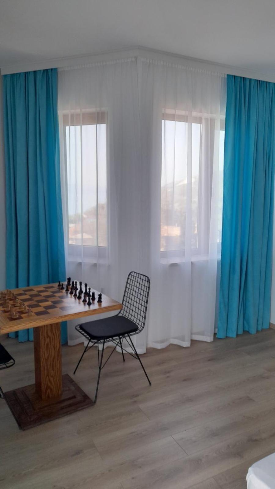 Queen's Penthouse