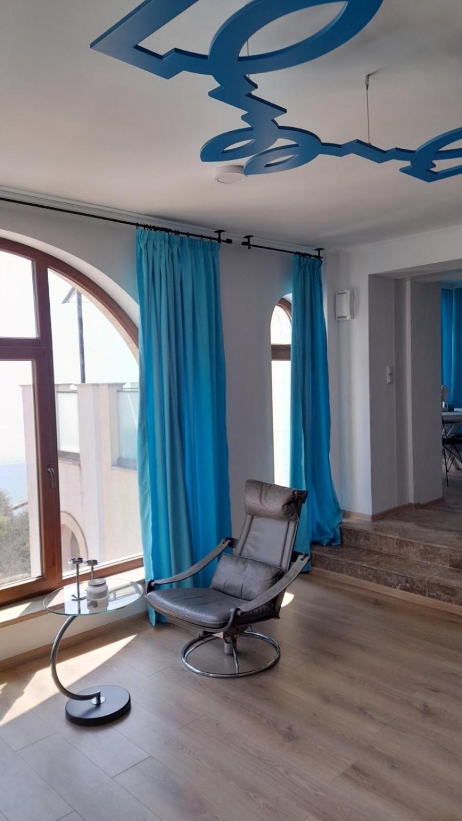 Queen's Penthouse Balchik